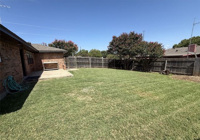 1543 CHISOLM Trail, Lewisville, TX 75077