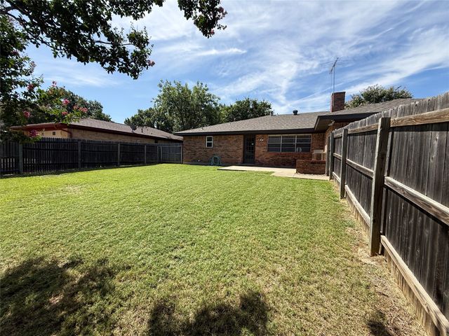 1543 CHISOLM Trail, Lewisville, TX 75077