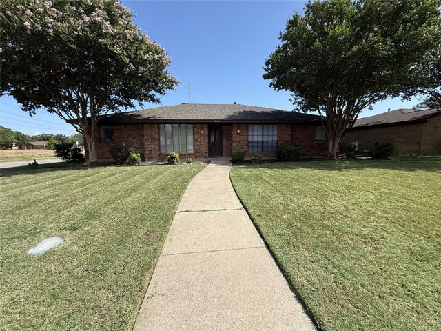 1543 CHISOLM Trail, Lewisville, TX 75077
