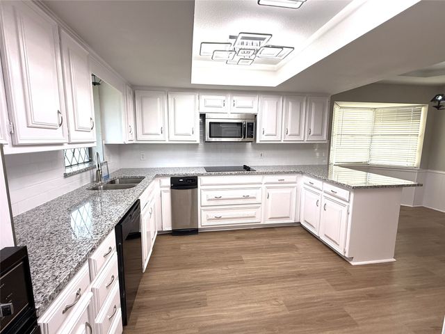 1543 CHISOLM Trail, Lewisville, TX 75077