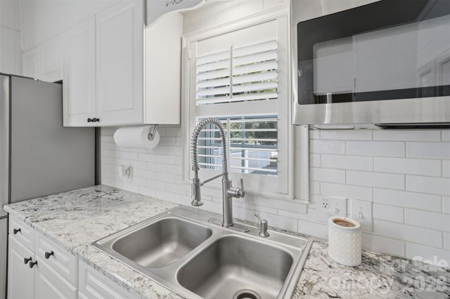 500 N Main Avenue, Newton, NC 28658