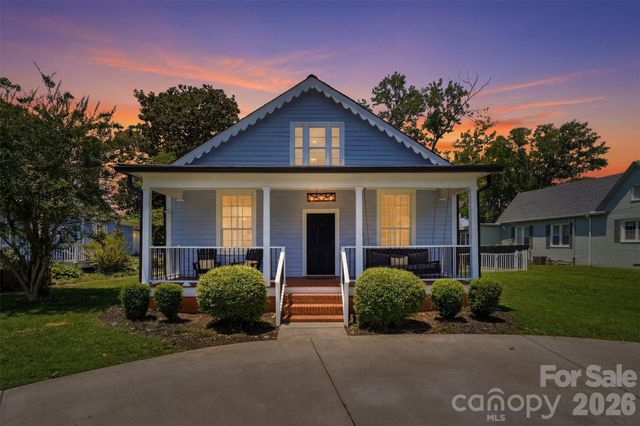 500 N Main Avenue, Newton, NC 28658
