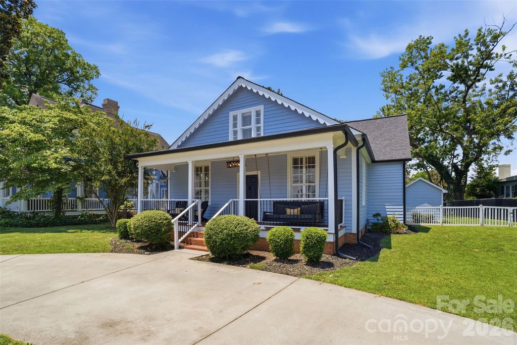 500 N Main Avenue, Newton, NC 28658