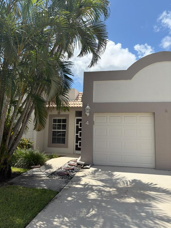 9110 Fairbanks Lane 4, Boca Raton, FL 33496