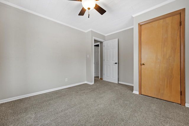 N62W23905 Sunset DRIVE, Sussex, WI 53089