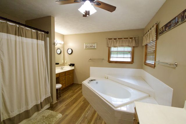 4541 Tanglewood Rd, Pegram, TN 37143
