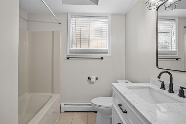 22 Oak Street 1B, North Providence, RI 02911