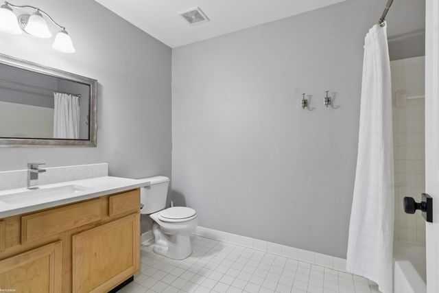 16805 Carriage Way 23, Northville Twp, MI 48168