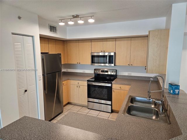 1113 Villa Ln 1113, Boynton Beach, FL 33435