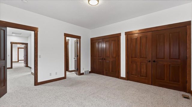 54 N Chief Garry Dr, Liberty Lake, WA 99019