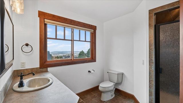 54 N Chief Garry Dr, Liberty Lake, WA 99019