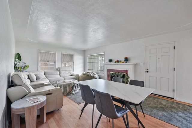 1768 Country Club Blvd, Stockton, CA 95204