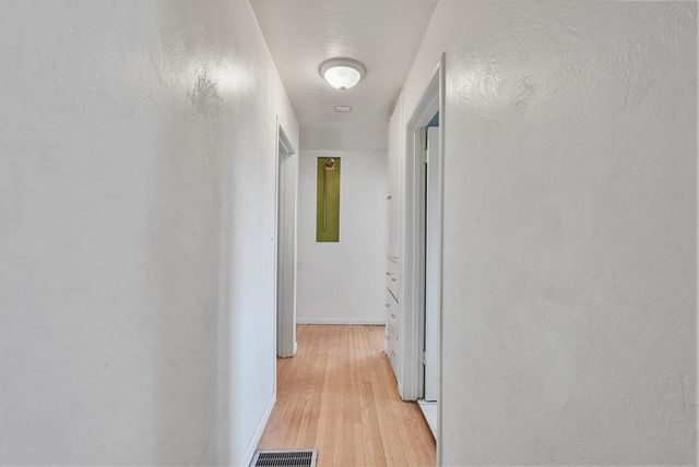 1768 Country Club Blvd, Stockton, CA 95204