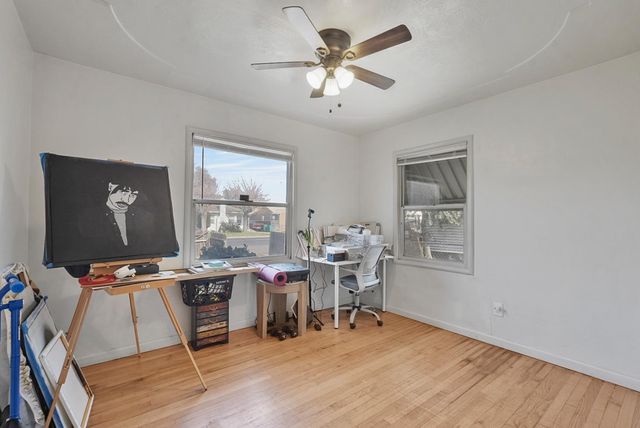 1768 Country Club Blvd, Stockton, CA 95204