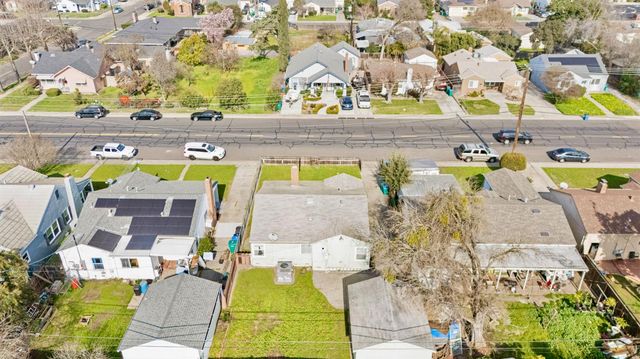 1768 Country Club Blvd, Stockton, CA 95204