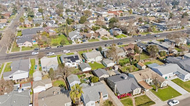 1768 Country Club Blvd, Stockton, CA 95204