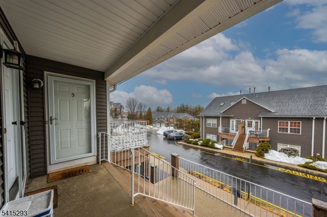 20 S Midland Ave 5, Kearny Town, NJ 07032