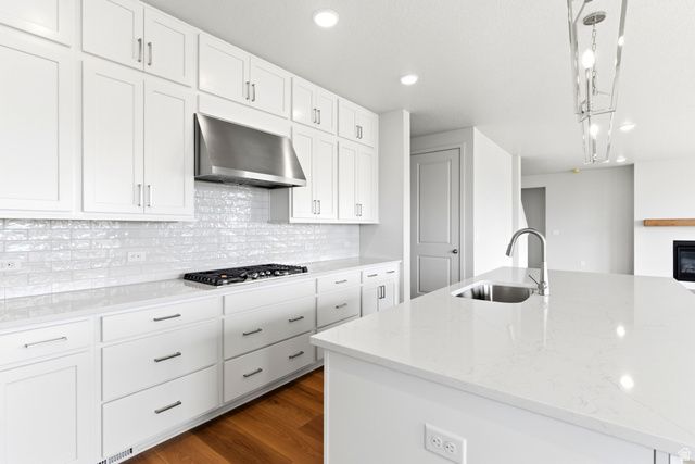 1208 W MAHOGANY ST, Saratoga Springs, UT 84045