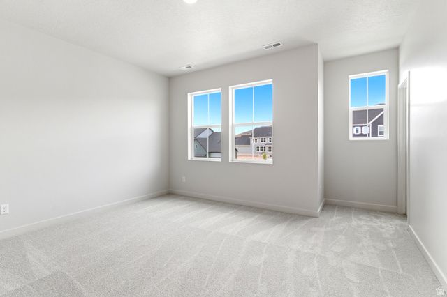 1208 W MAHOGANY ST, Saratoga Springs, UT 84045