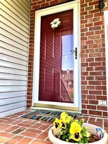 108 Edgehill Ln, Hendersonville, TN 37075