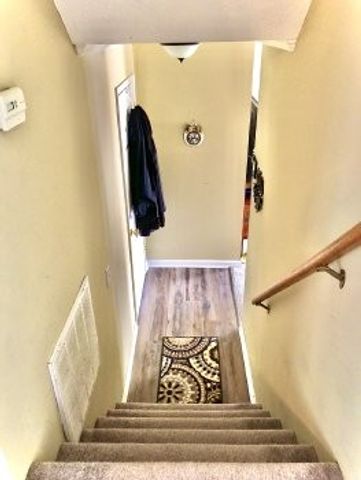 108 Edgehill Ln, Hendersonville, TN 37075