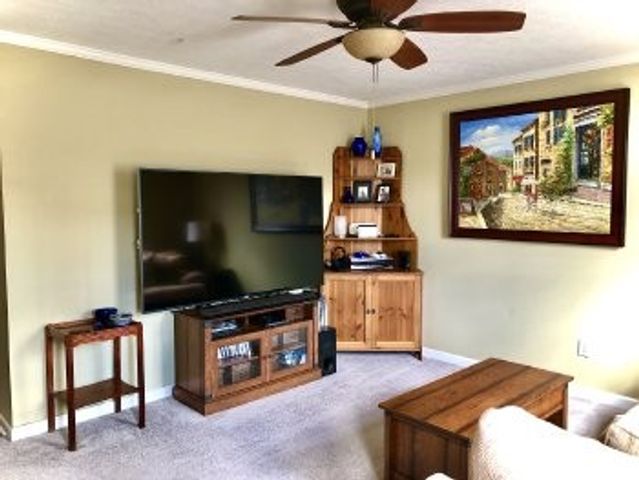 108 Edgehill Ln, Hendersonville, TN 37075