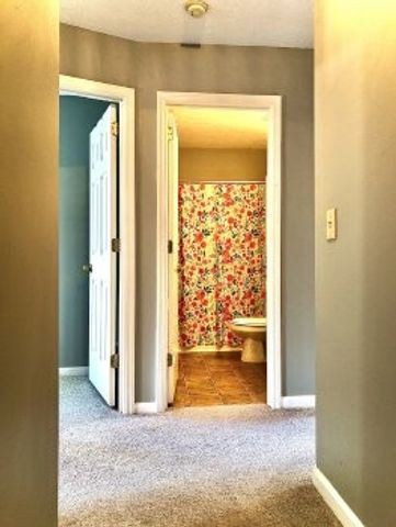 108 Edgehill Ln, Hendersonville, TN 37075