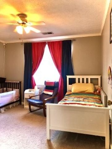 108 Edgehill Ln, Hendersonville, TN 37075