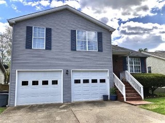 108 Edgehill Ln, Hendersonville, TN 37075