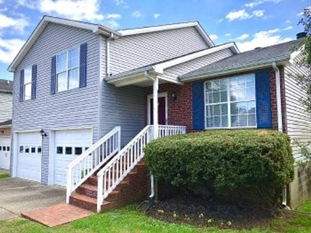 108 Edgehill Ln, Hendersonville, TN 37075