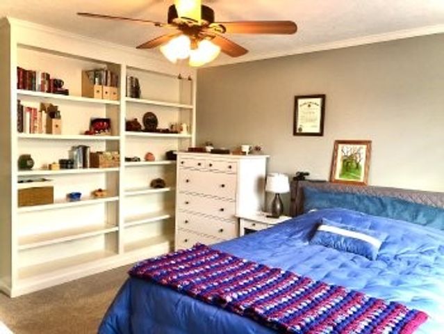 108 Edgehill Ln, Hendersonville, TN 37075