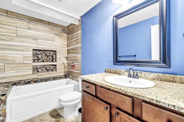 801 Patio Rd, Fort Walton Beach, FL 32547