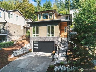1072 205th Avenue NE, Sammamish, WA 98074