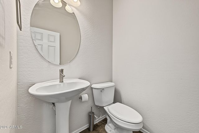 3275 E SPORTS Drive, Gilbert, AZ 85298