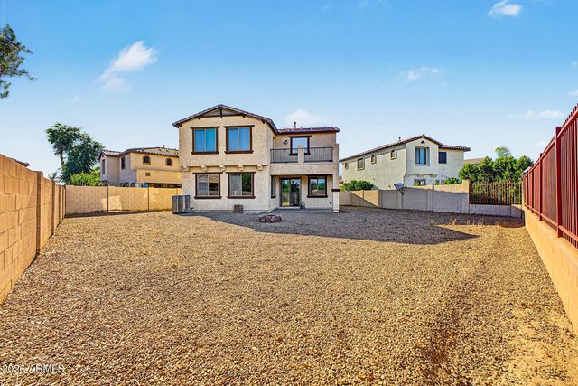 3275 E SPORTS Drive, Gilbert, AZ 85298