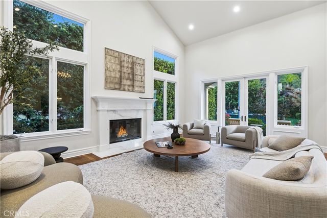 1502 Bienveneda, Pacific Palisades, CA 90272