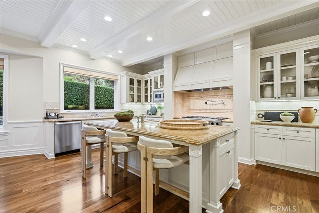 1502 Bienveneda, Pacific Palisades, CA 90272