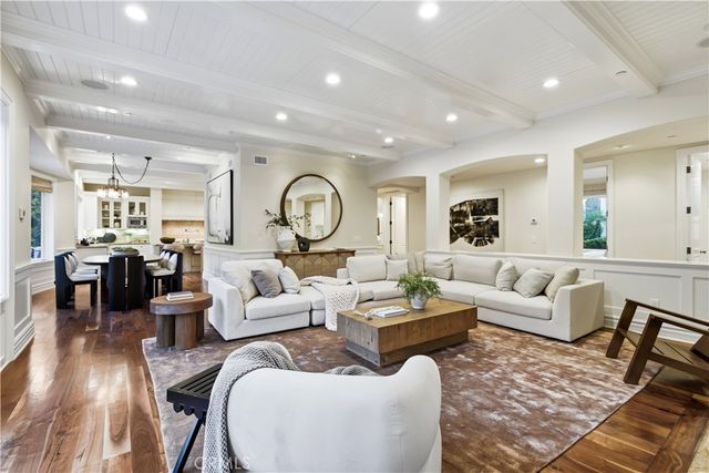 1502 Bienveneda, Pacific Palisades, CA 90272