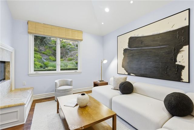 1502 Bienveneda, Pacific Palisades, CA 90272