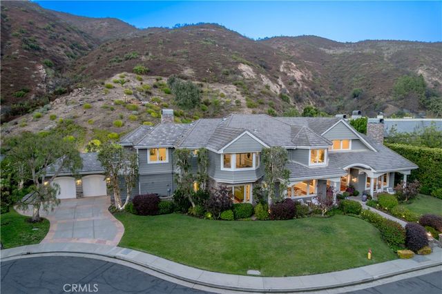 1502 Bienveneda, Pacific Palisades, CA 90272