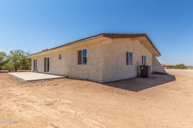 7525 W Lake Erie Drive, Casa Grande, AZ 85194