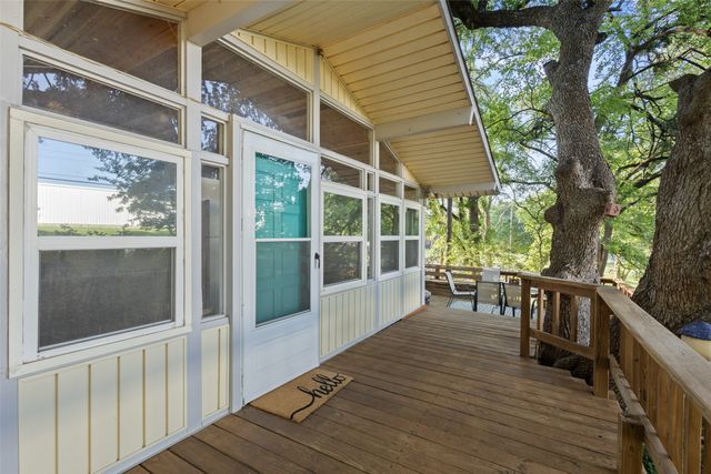 53 Bentwood Drive, Pottsboro, TX 75076