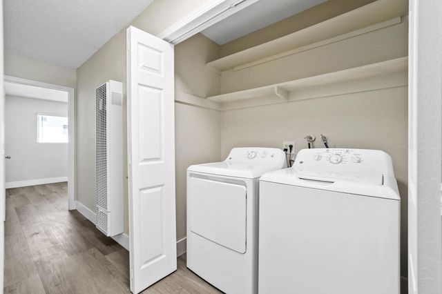 200 E Wakefield Avenue, Anaheim, CA 92802