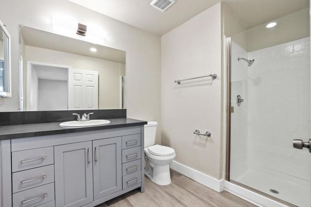 200 E Wakefield Avenue, Anaheim, CA 92802