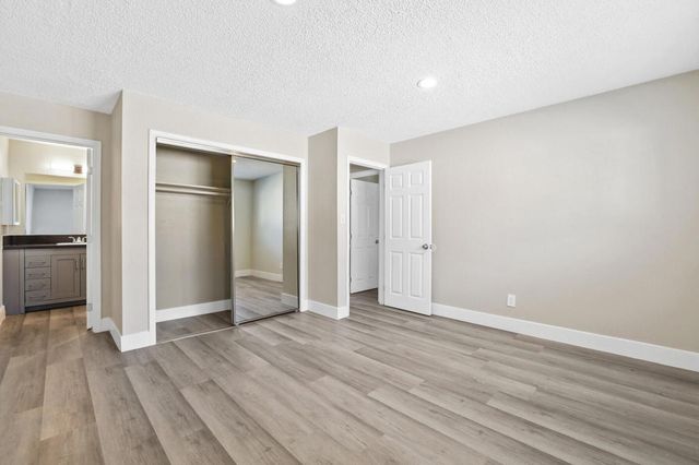 200 E Wakefield Avenue, Anaheim, CA 92802