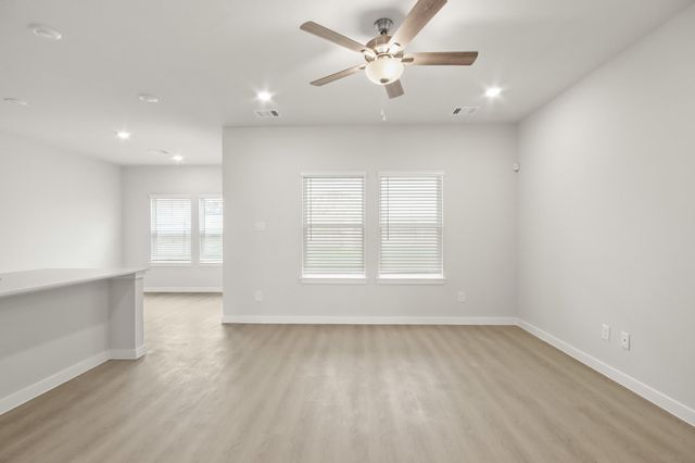 529 Wax Myrtle Way, Hockley, TX 77447