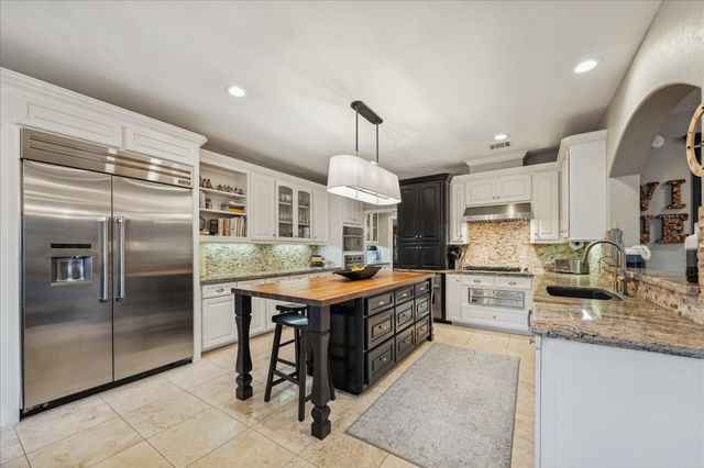 2811 Autumn Lake Drive, Katy, TX 77450