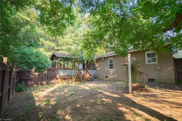7606 Bailey Lane, Liberty, NC 27298