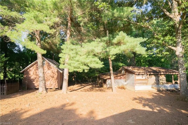 7606 Bailey Lane, Liberty, NC 27298