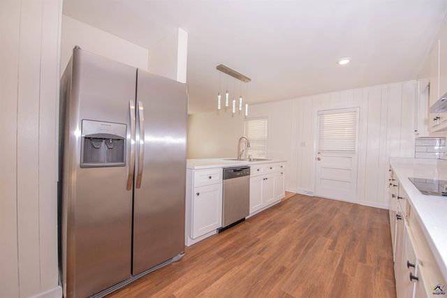 103 Oakdale Dr, Warner Robins, GA 31088